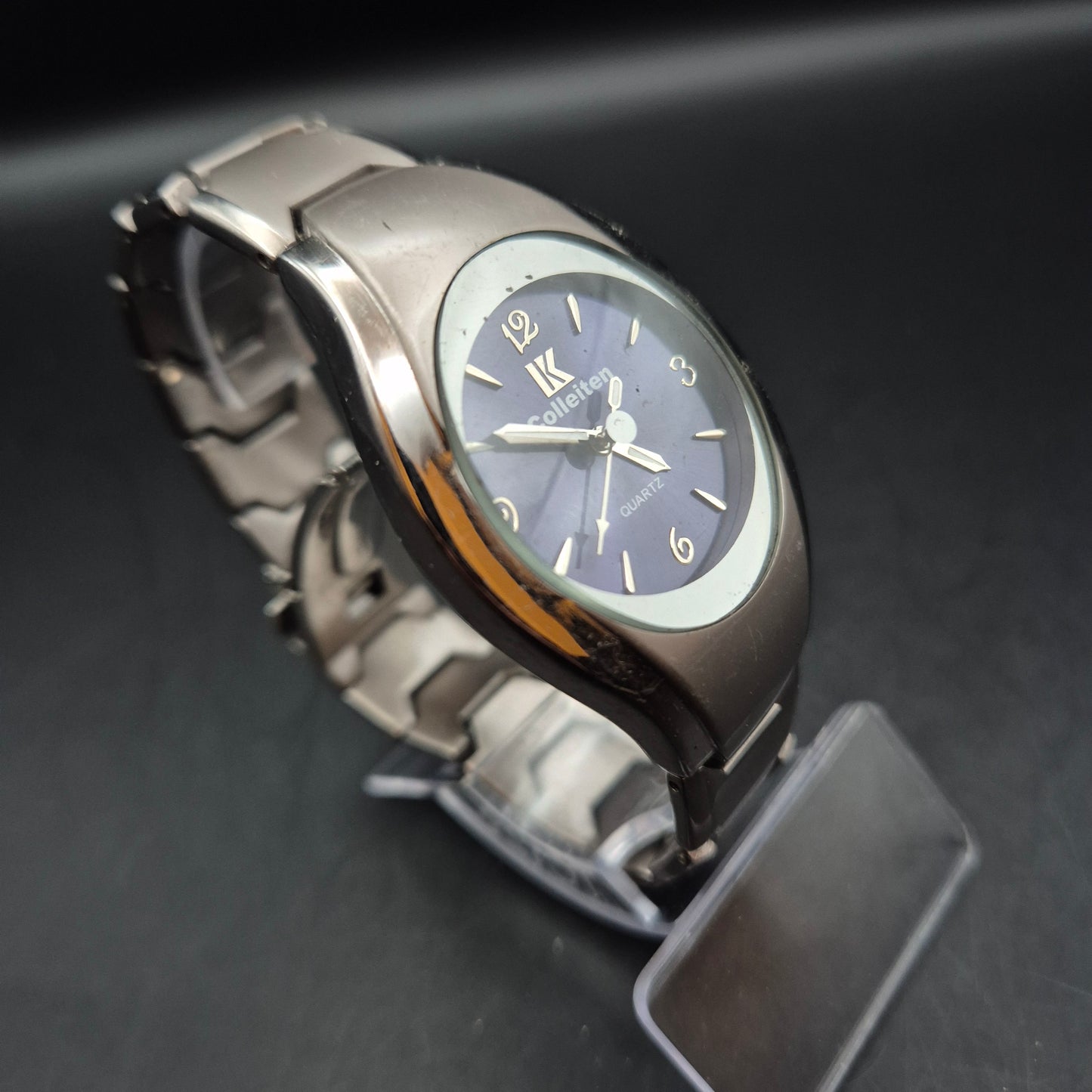 Colleiten Damen Uhr – Edelstahlgehäuse mit violettem Zifferblatt