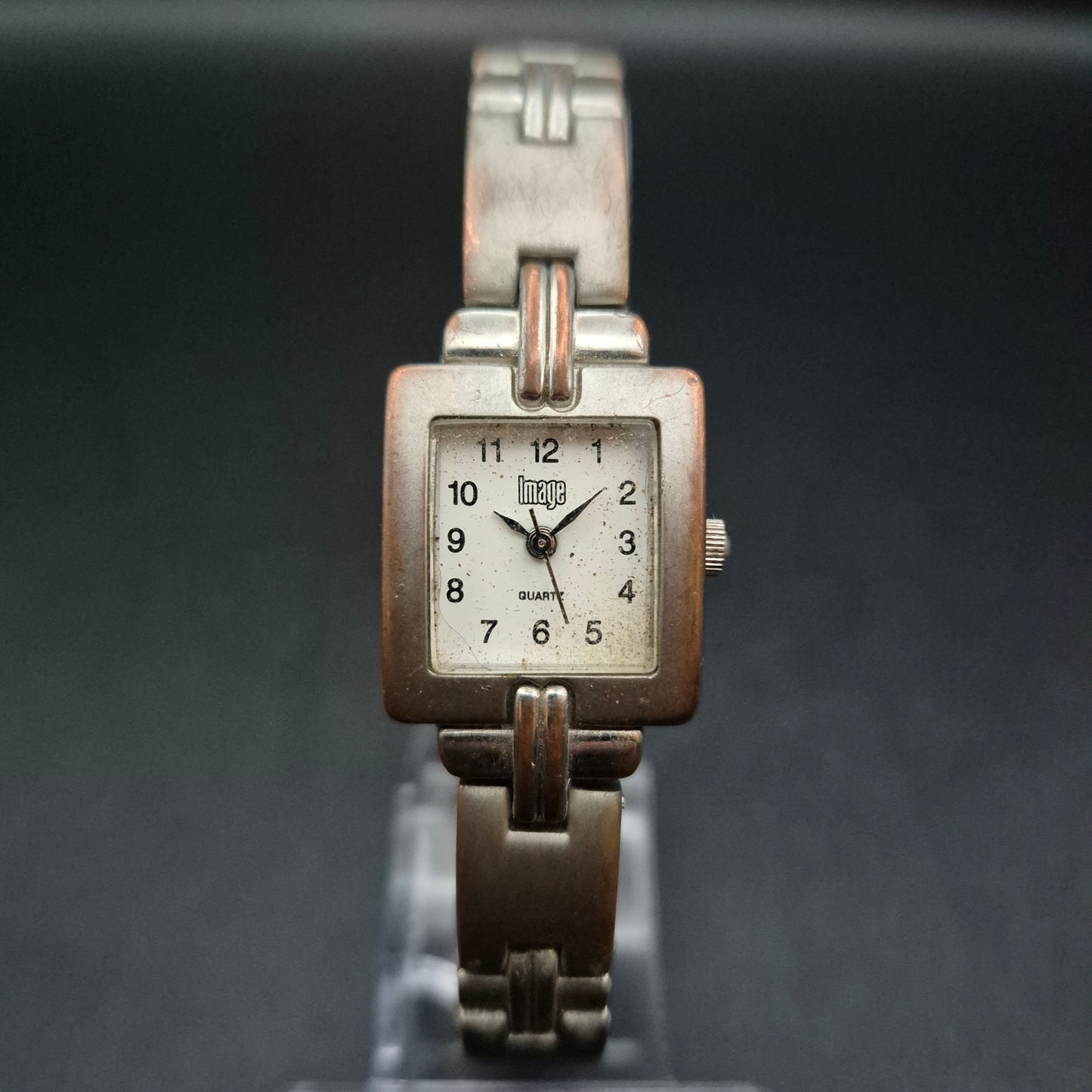 Image Damen Uhr – Klassisches Design mit rechteckigem Gehäuse