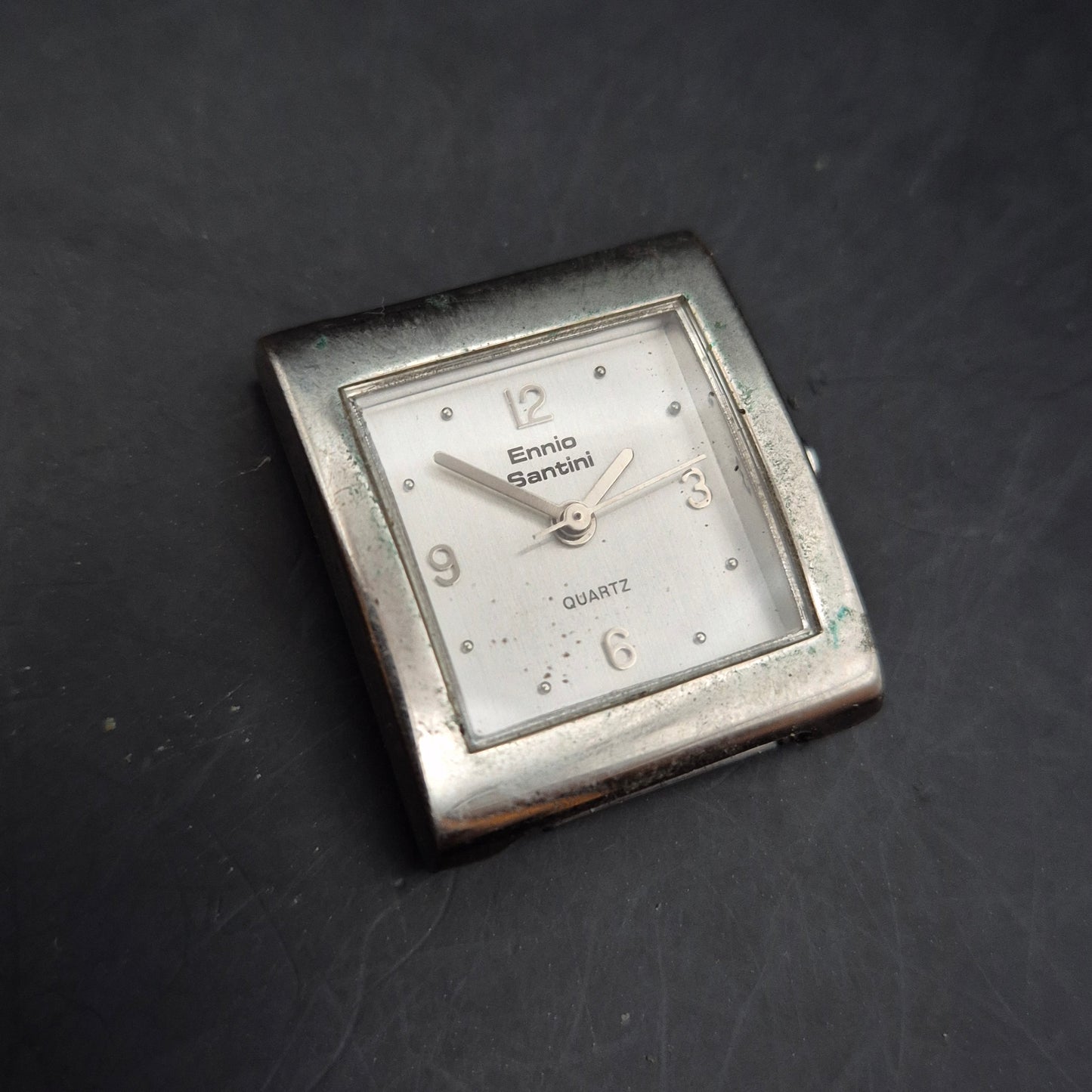 Ennio Santini Damen Uhr – Modernes, quadratisches Quarzuhrwerk