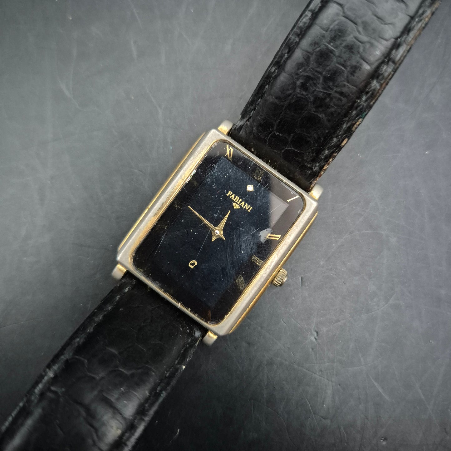 Fabiani Damen Uhr – Elegantes Rechteck Gold/Schwarz Quarz