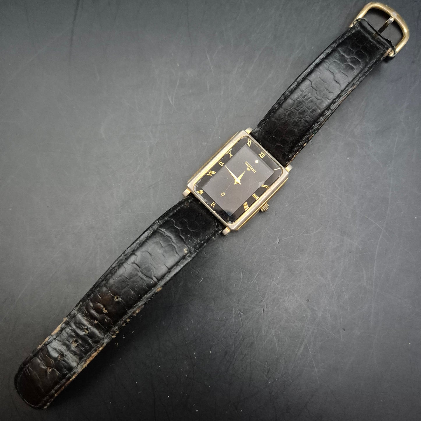 Fabiani Damen Uhr – Elegantes Rechteck Gold/Schwarz Quarz