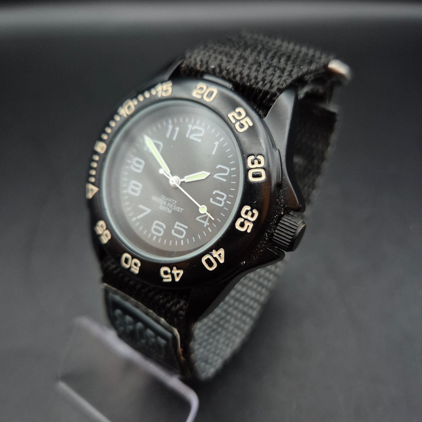 Sport Watch Herren Uhr – Robuste Quarz-Taucheruhr Schwarz