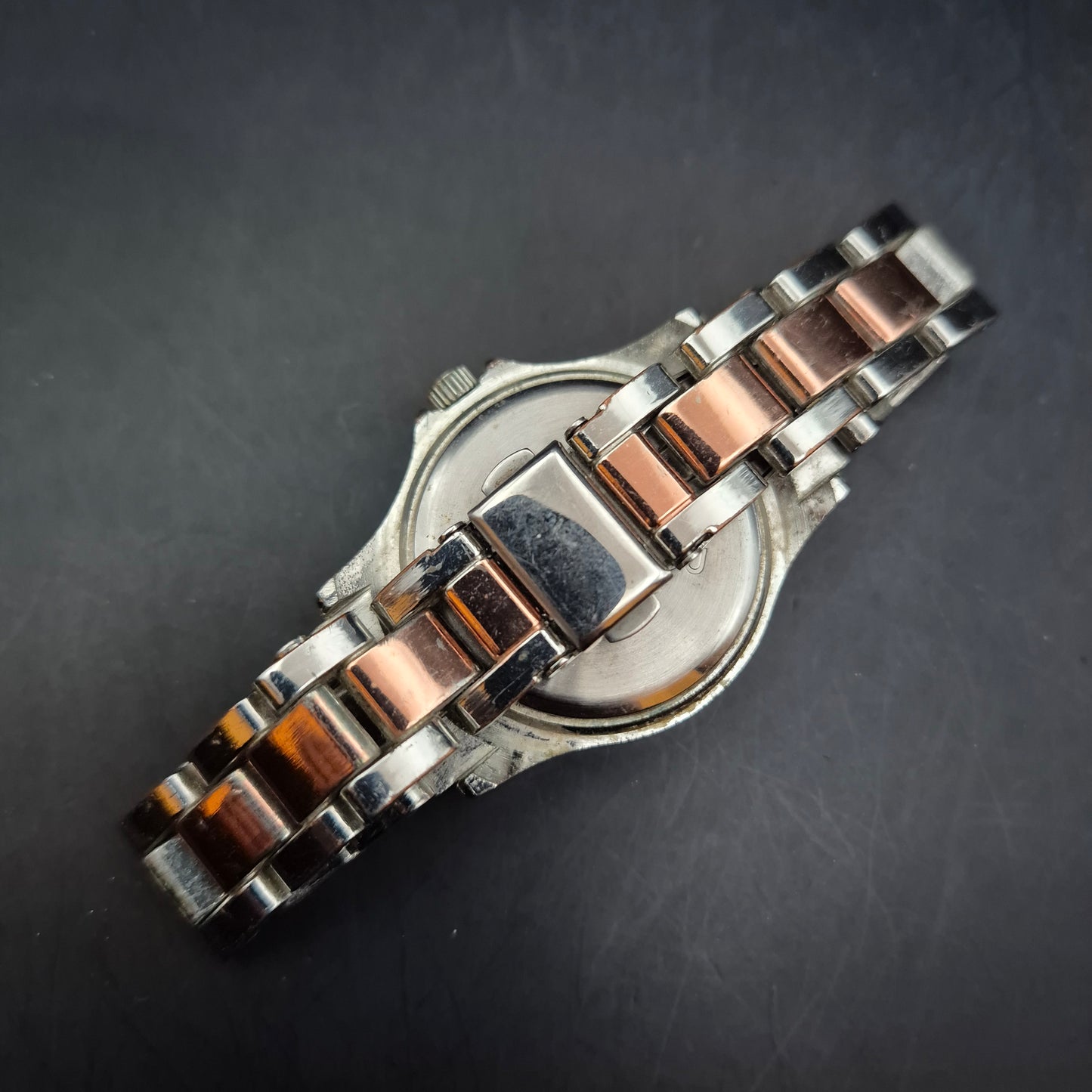 Elegante Damen Uhr Bicolor – Roségold-Akzente mit Glitzersteinen