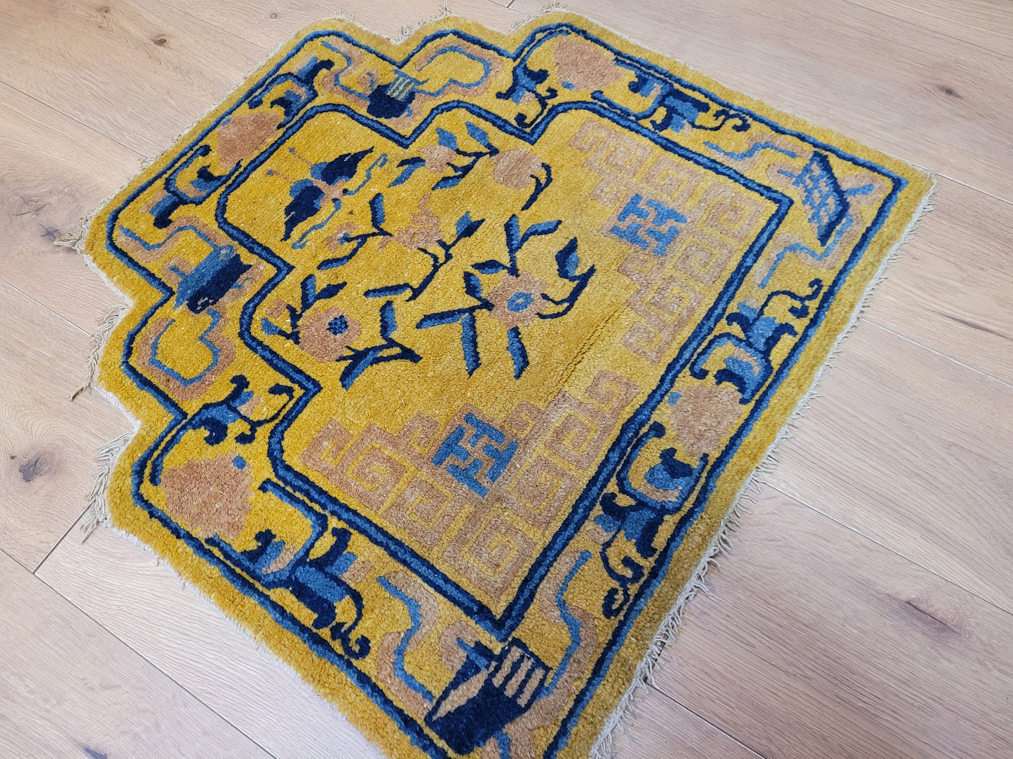 China Teppich antik florales Symbolmuster 70×72 cm