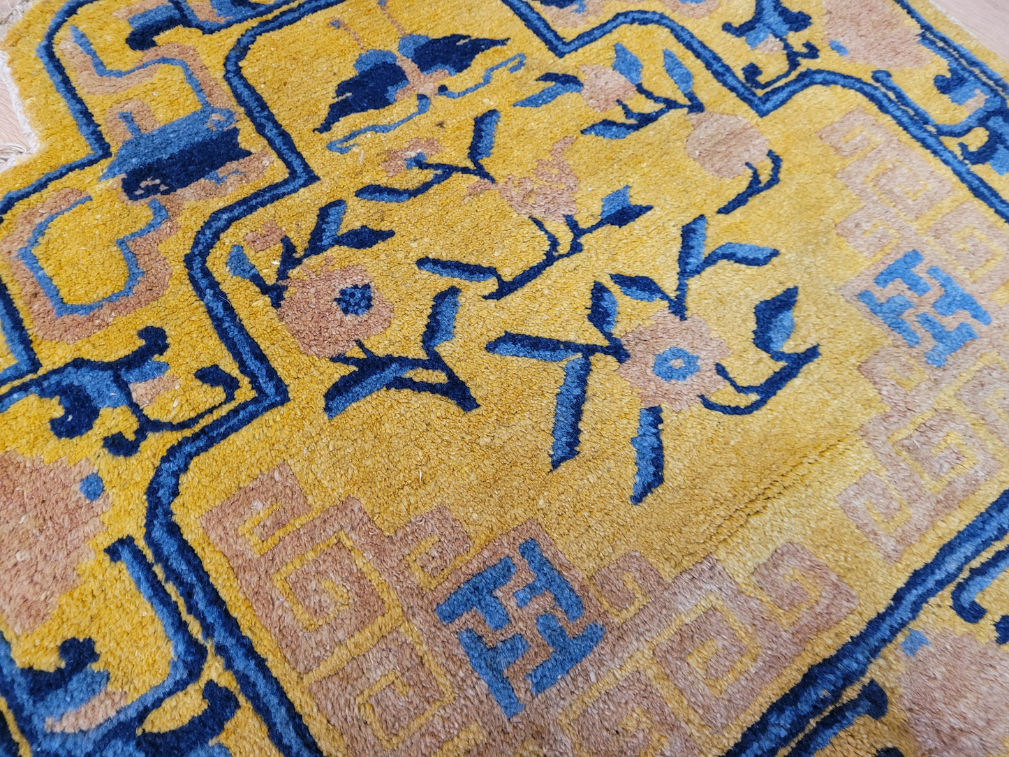 China Teppich antik florales Symbolmuster 70×72 cm