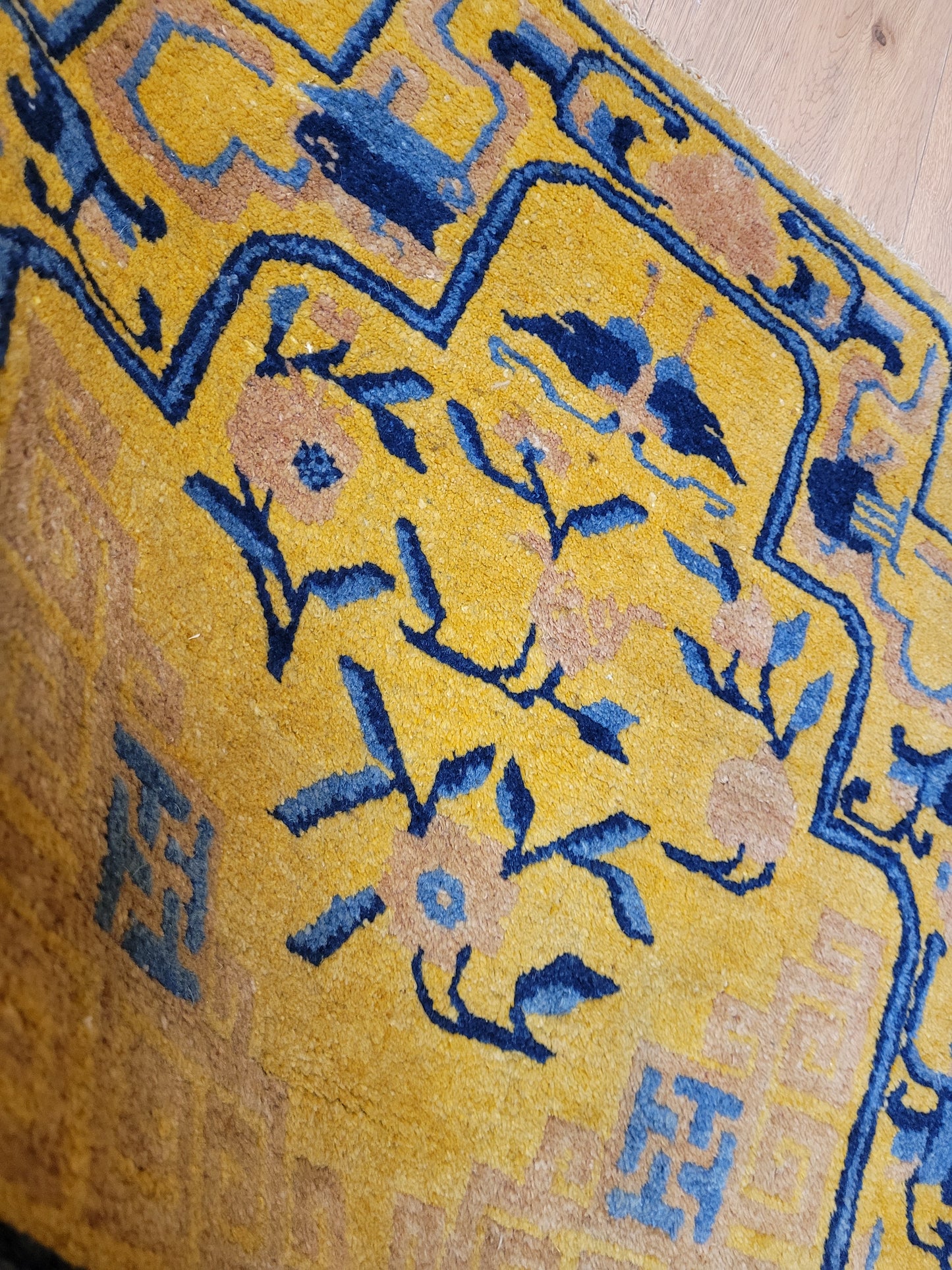 China Teppich antik florales Symbolmuster 70×72 cm