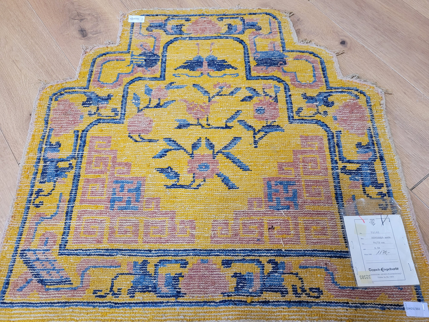 China Teppich antik florales Symbolmuster 70×72 cm