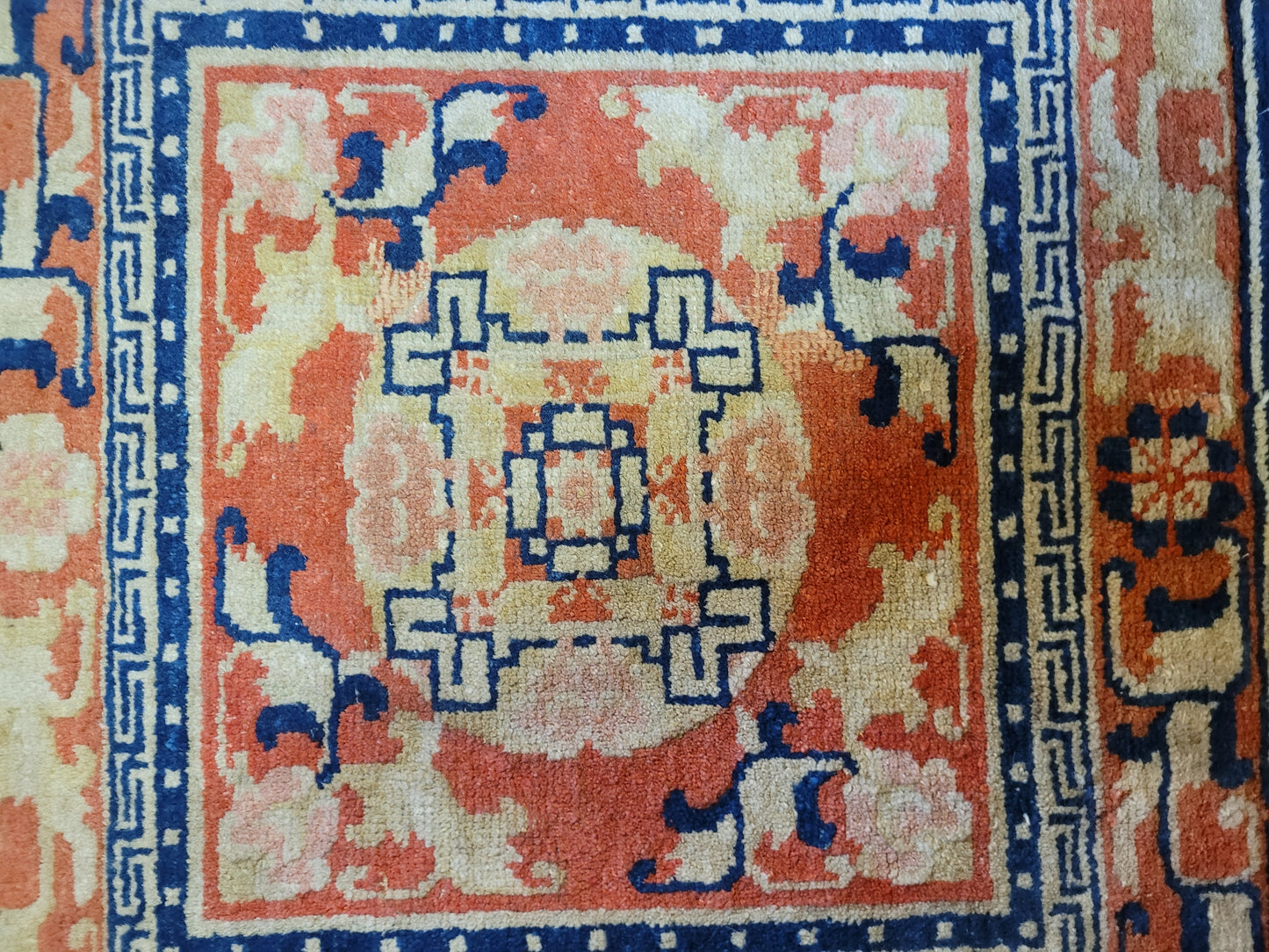 China Teppich antik geometrisch florales Muster 69×62 cm