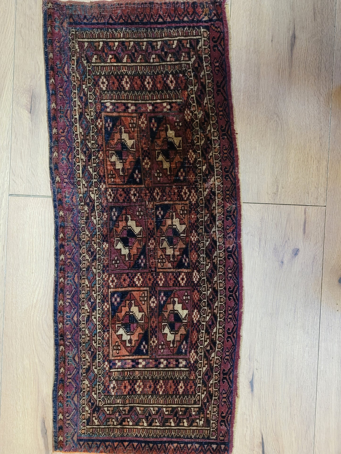 Jomut Turkmen Teppich antik geometrisch 84×35 cm