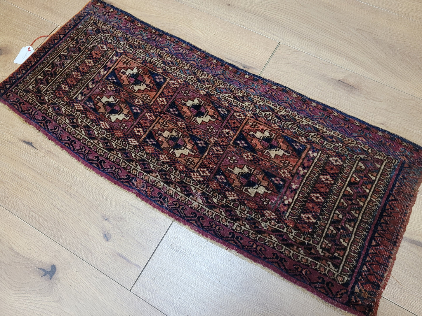 Jomut Turkmen Teppich antik geometrisch 84×35 cm