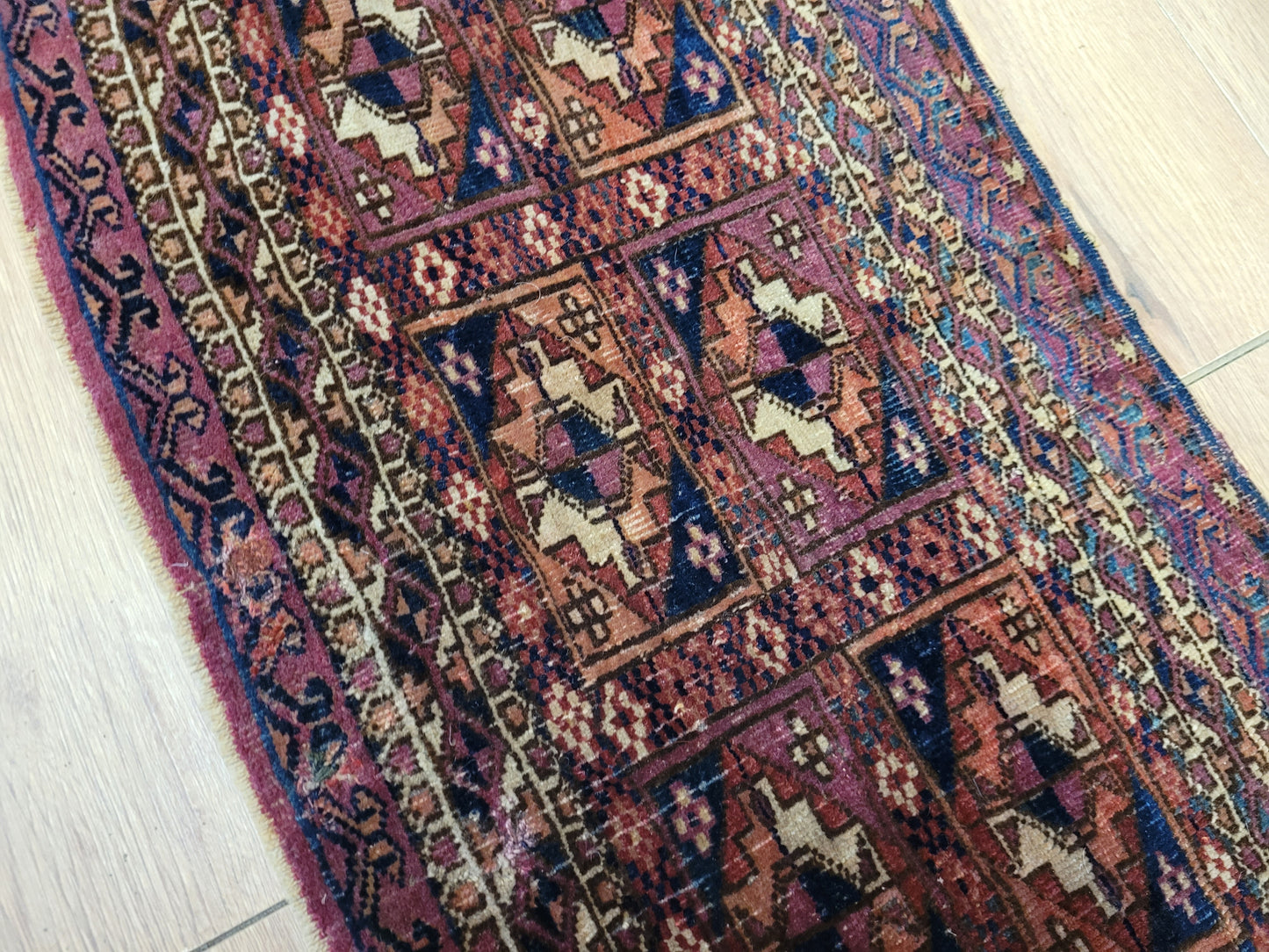 Jomut Turkmen Teppich antik geometrisch 84×35 cm