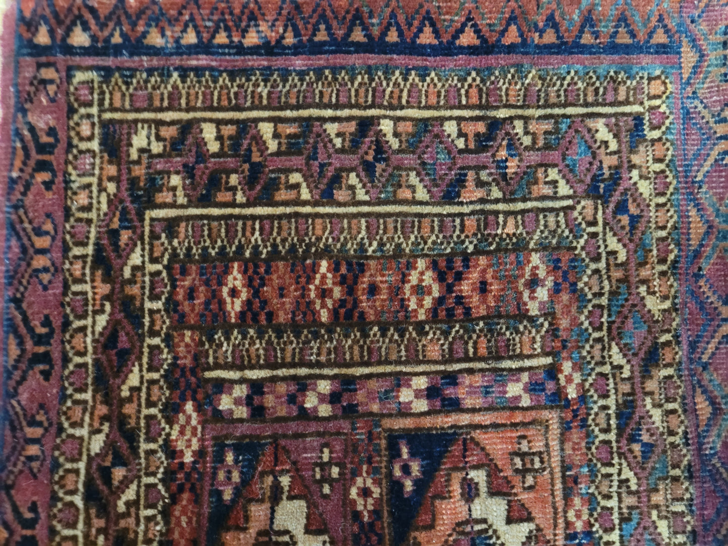 Jomut Turkmen Teppich antik geometrisch 84×35 cm