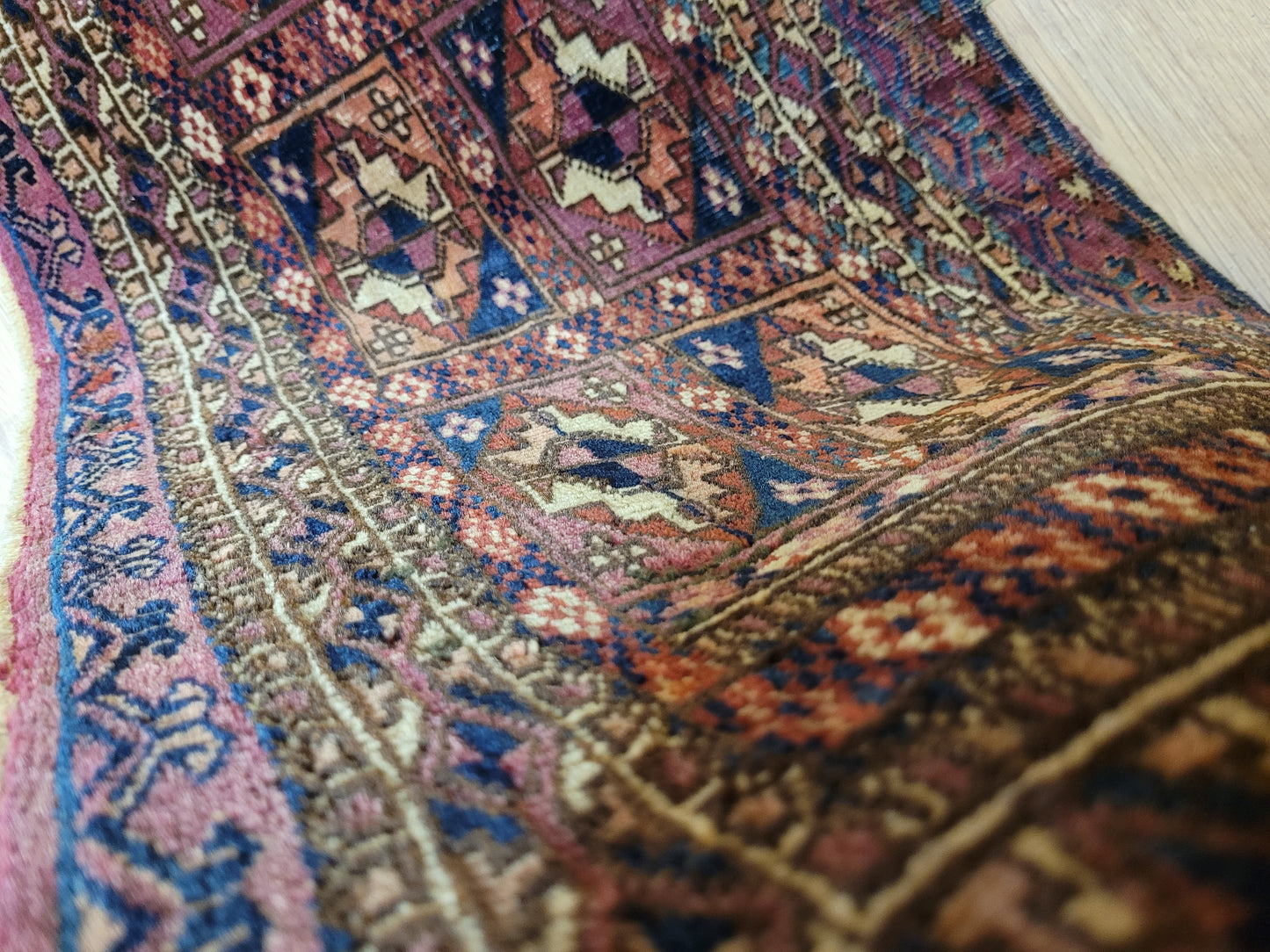 Jomut Turkmen Teppich antik geometrisch 84×35 cm