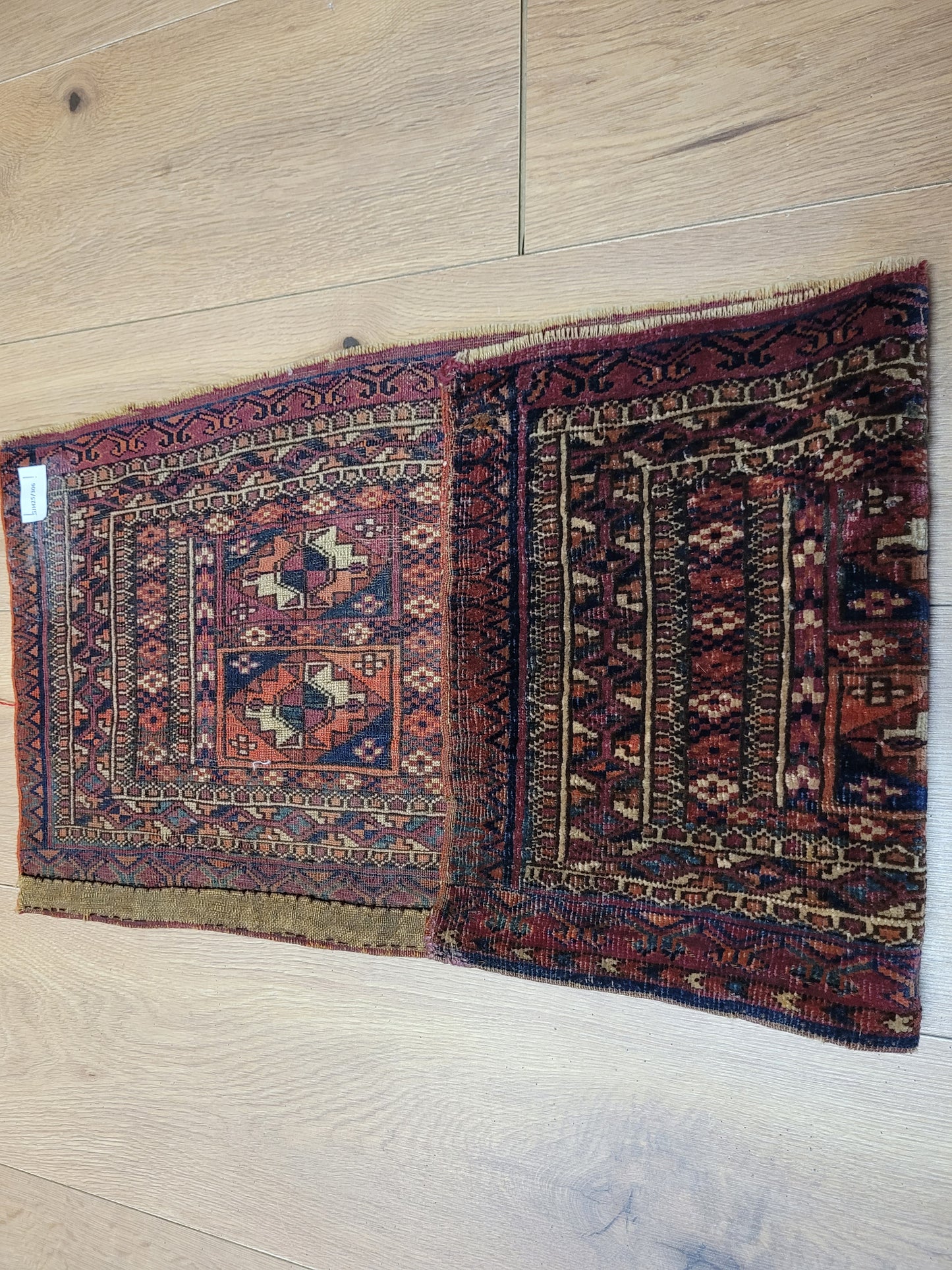 Jomut Turkmen Teppich antik geometrisch 84×35 cm