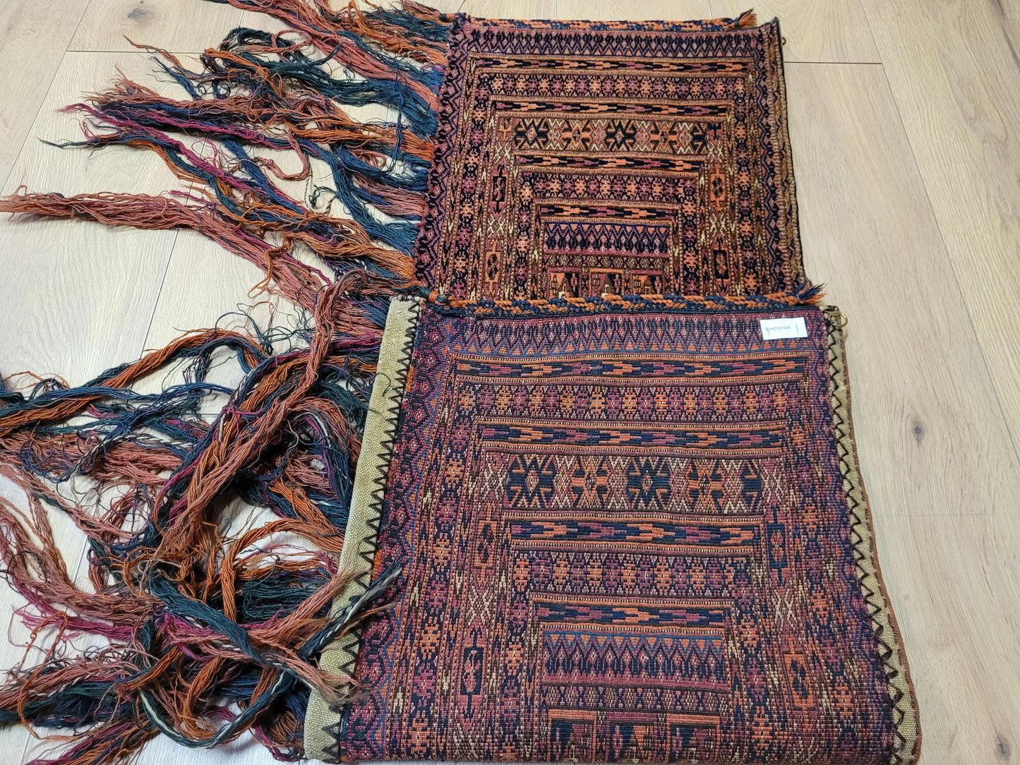 Jomut Turkmen Teppich antik fein geometrisch 126×40 cm