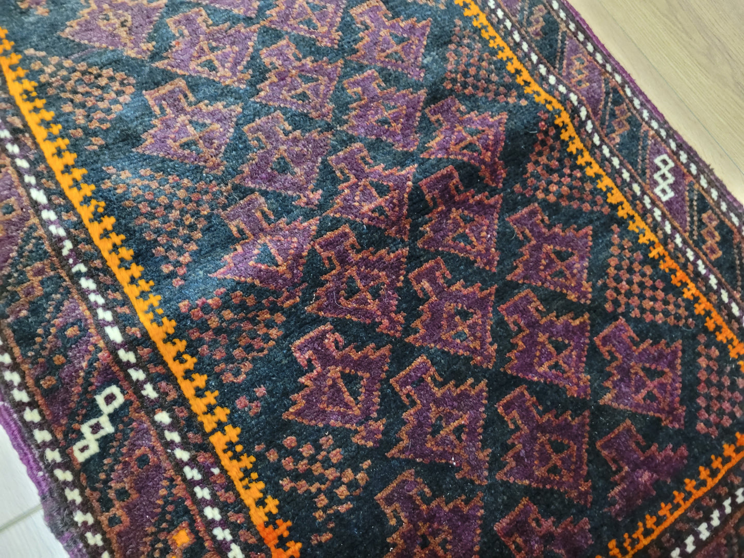 Belutsch Teppich antik geometrisch fein 126×40 cm