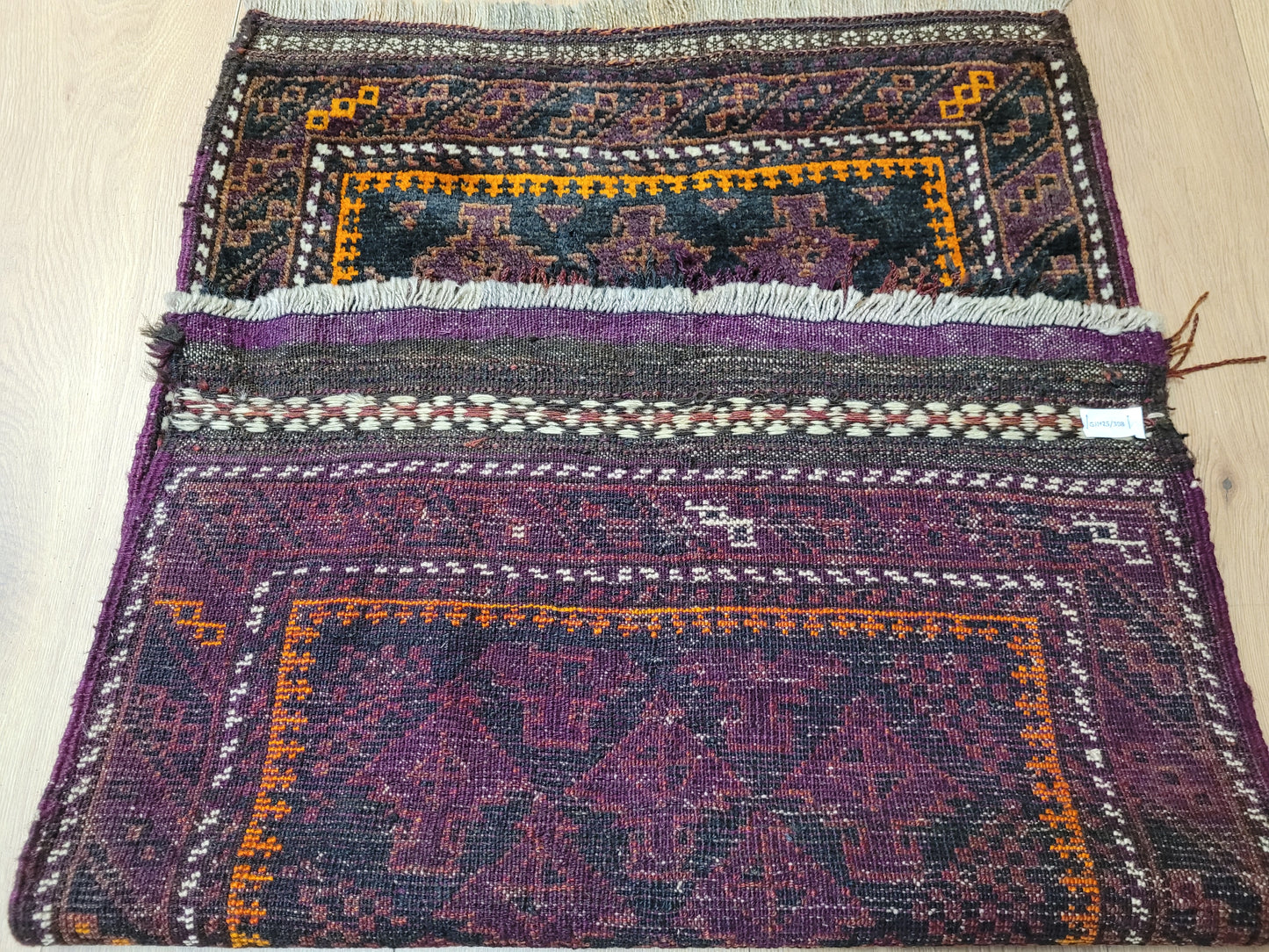 Belutsch Teppich antik geometrisch fein 126×40 cm