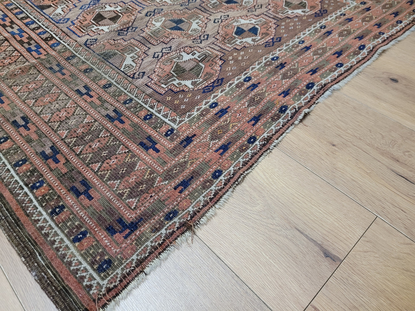 Orientteppich handgeknüpft Jomut Buchara 187x120 cm