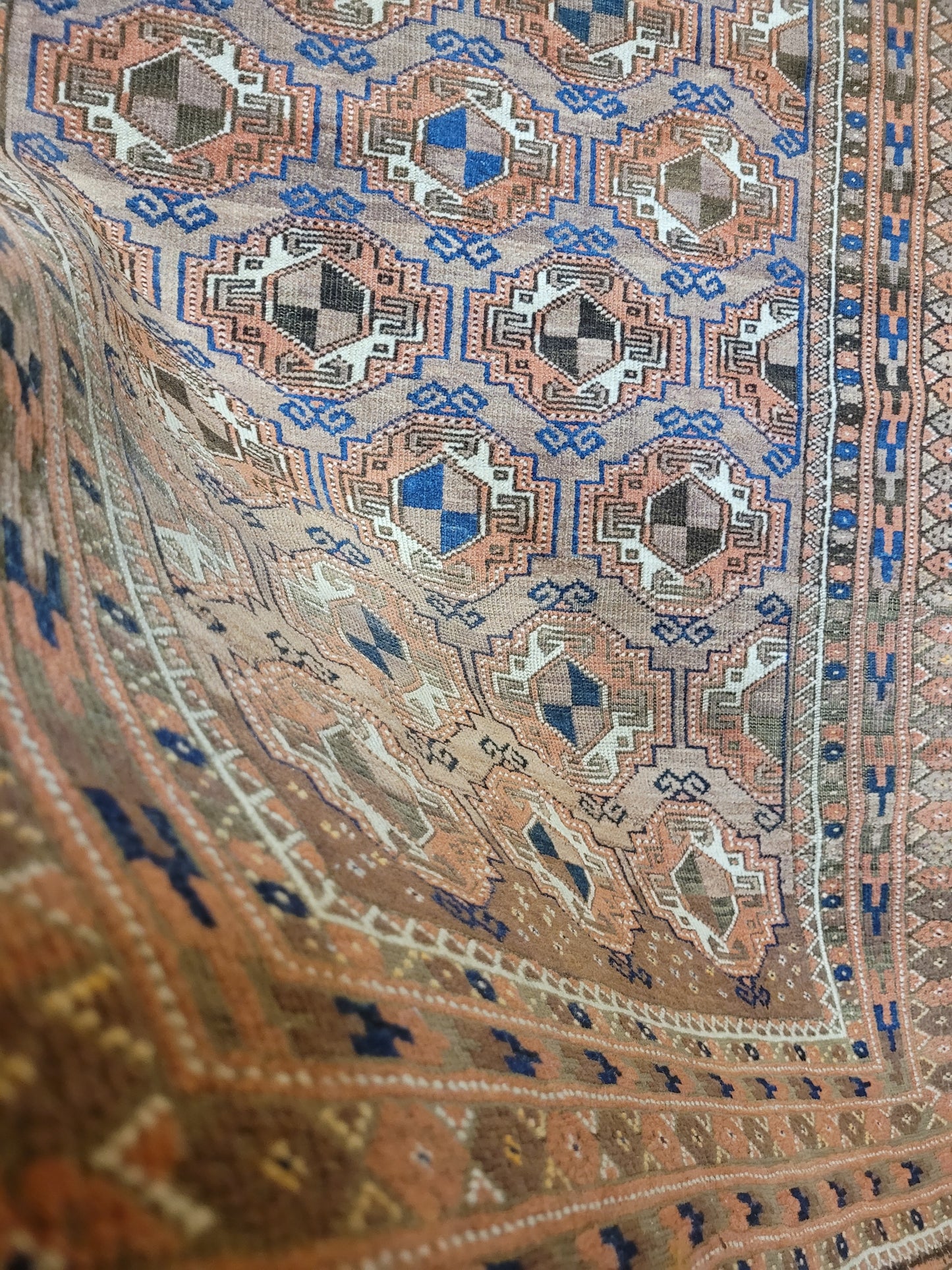 Orientteppich handgeknüpft Jomut Buchara 187x120 cm