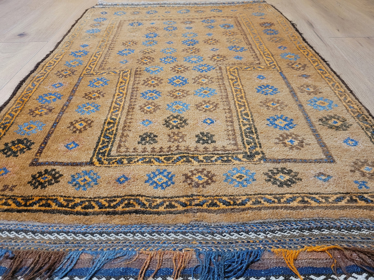 Orientteppich handgeknüpft Beludj 142×93 cm