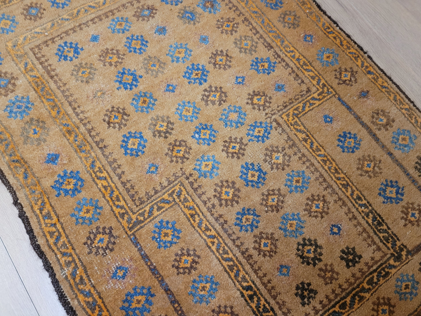 Orientteppich handgeknüpft Beludj 142×93 cm