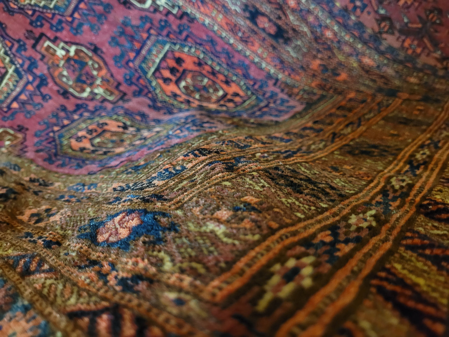 Orientteppich handgeknüpft Jomut Buchara 150x80 cm