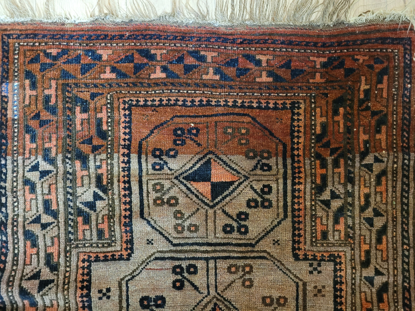 Orientteppich handgeknüpft Jomut Buchara 140x98 cm