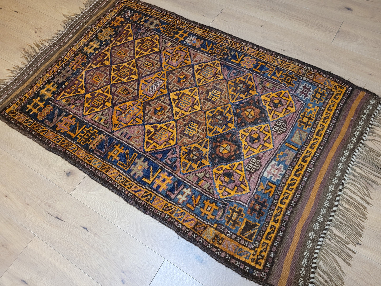 Orientteppich handgeknüpft Beludj 168×105 cm antik