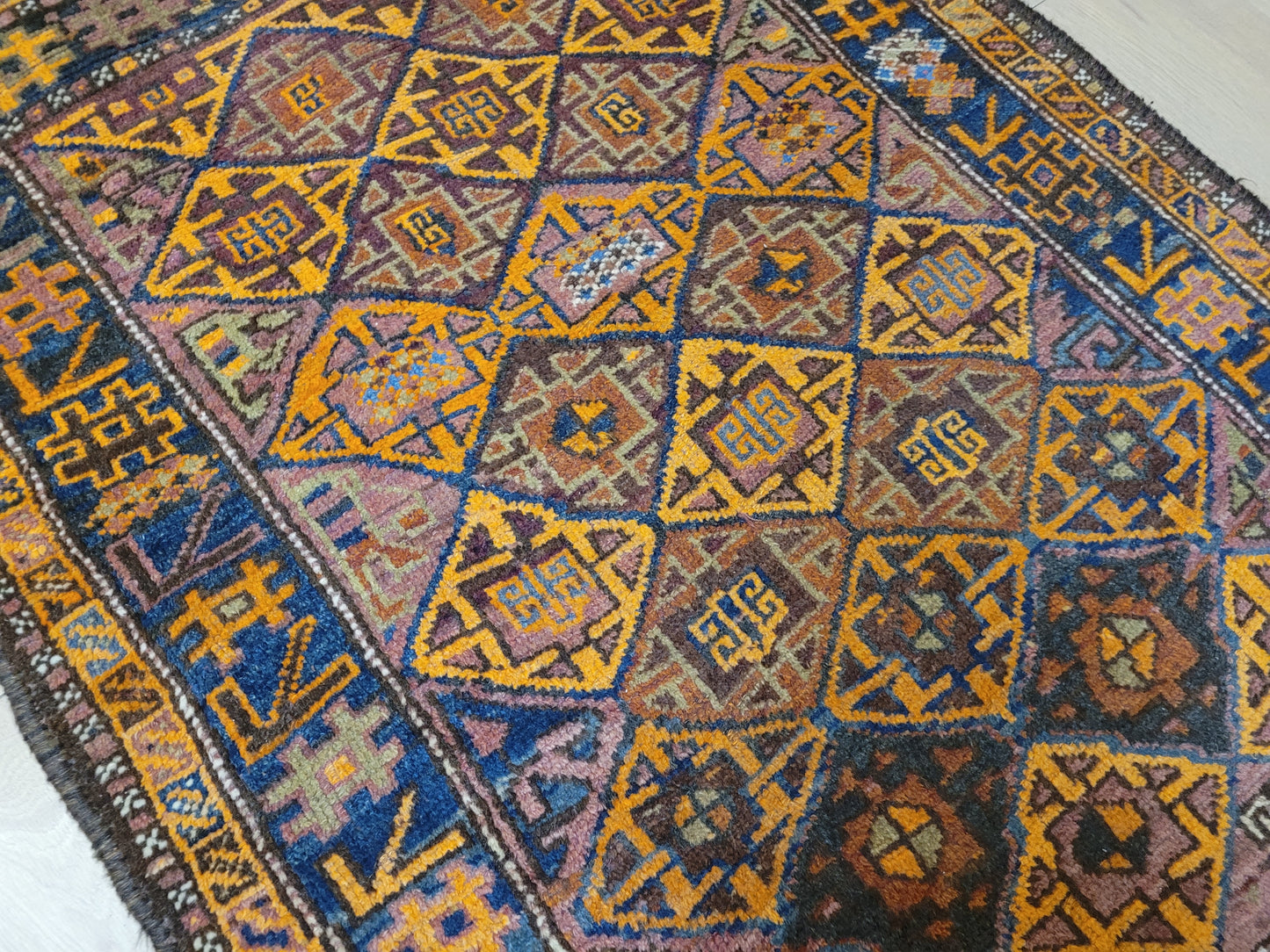 Orientteppich handgeknüpft Beludj 168×105 cm antik