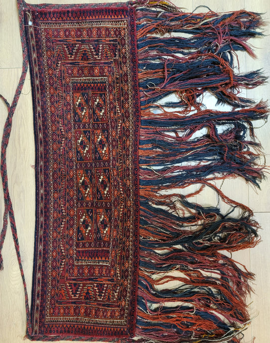 Orientteppich handgeknüpft Jomut Bucham Zeltband 120×45 cm antik