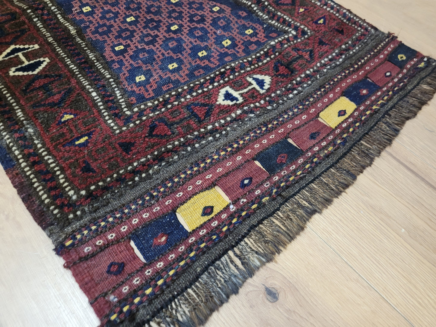 Orientteppich handgeknüpft Belutsch 74x62 cm