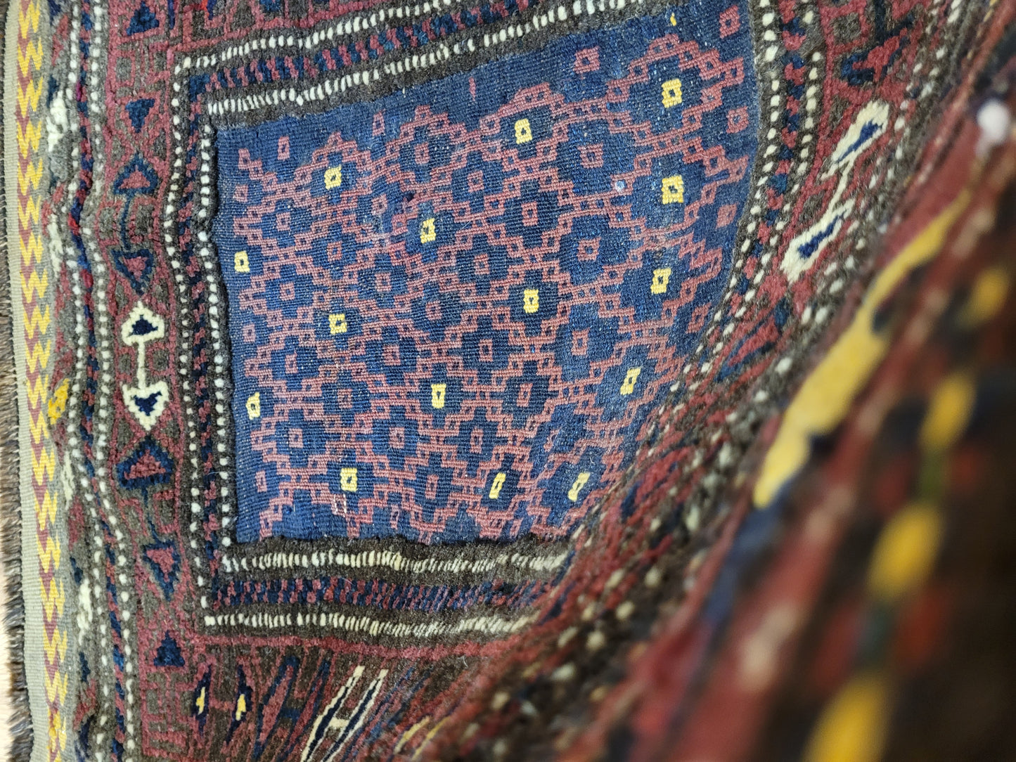 Orientteppich handgeknüpft Belutsch 74x62 cm