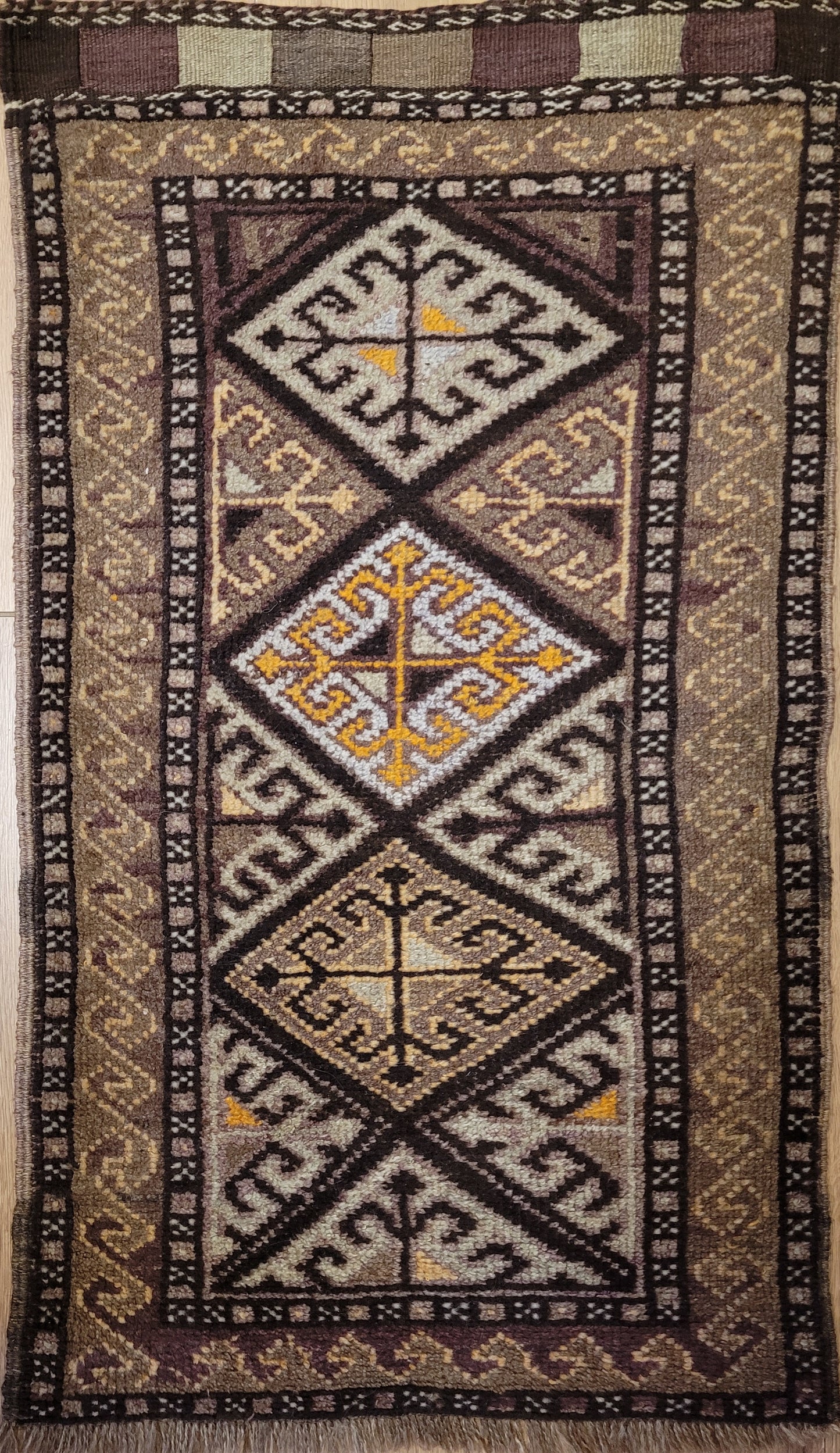 Orientteppich handgeknüpft Belutsch 98x55 cm