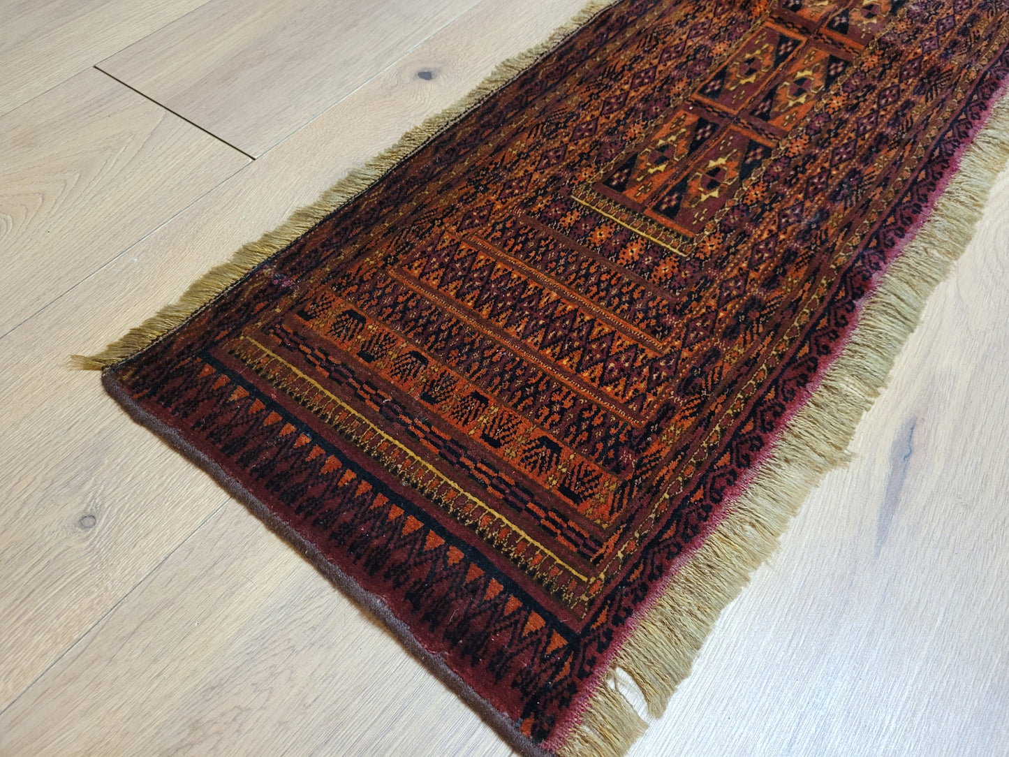 Orientteppich handgeknüpft 118×35 cm Jomut Muster feine Wolle