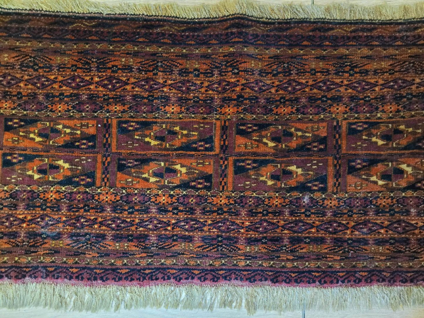 Orientteppich handgeknüpft 118×35 cm Jomut Muster feine Wolle