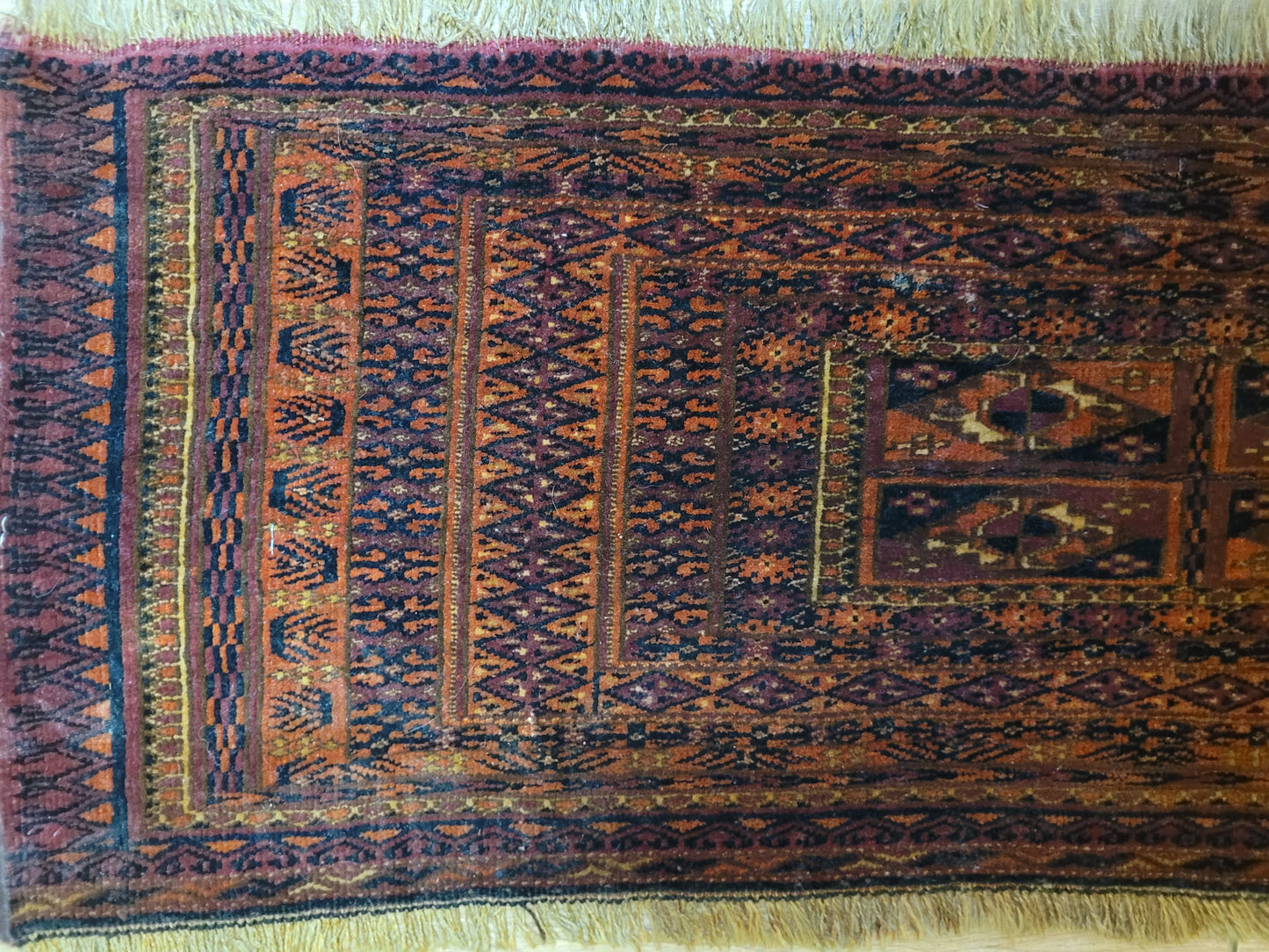 Orientteppich handgeknüpft 118×35 cm Jomut Muster feine Wolle