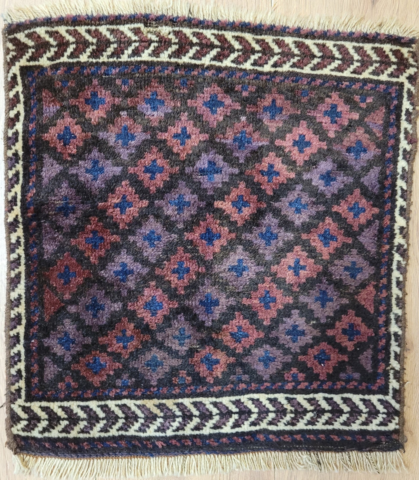 Orientteppich handgeknüpft 49×44 cm Gashgai Kleinformat Nomadenstil