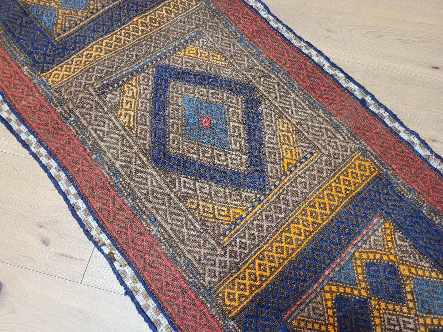 Orientteppich handgeknüpft Kelim Läufer 260×63 cm