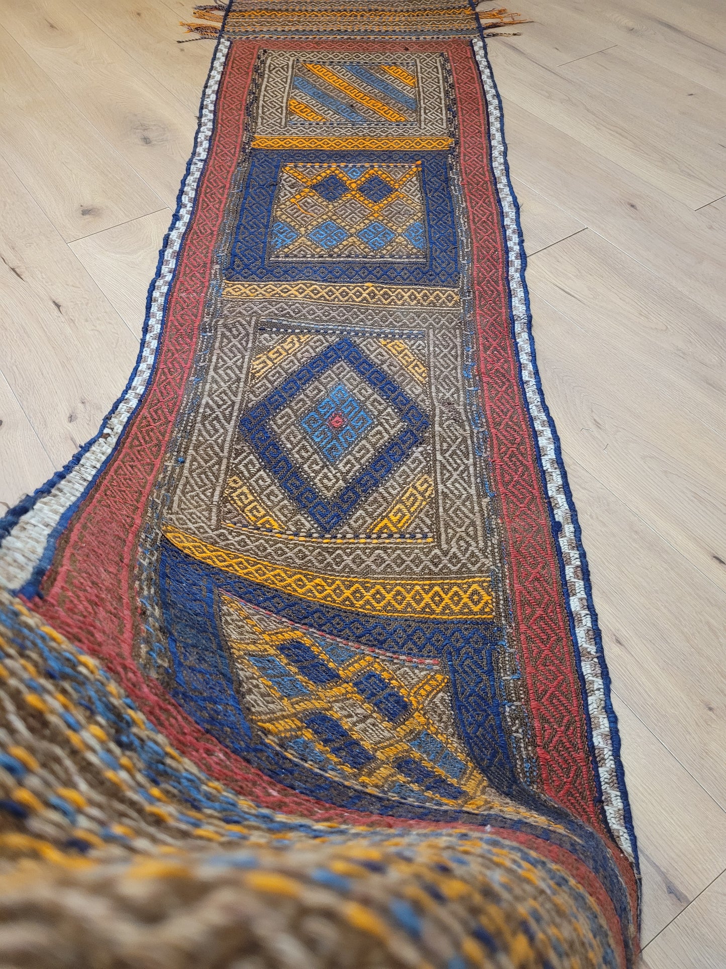 Orientteppich handgeknüpft Kelim Läufer 260×63 cm