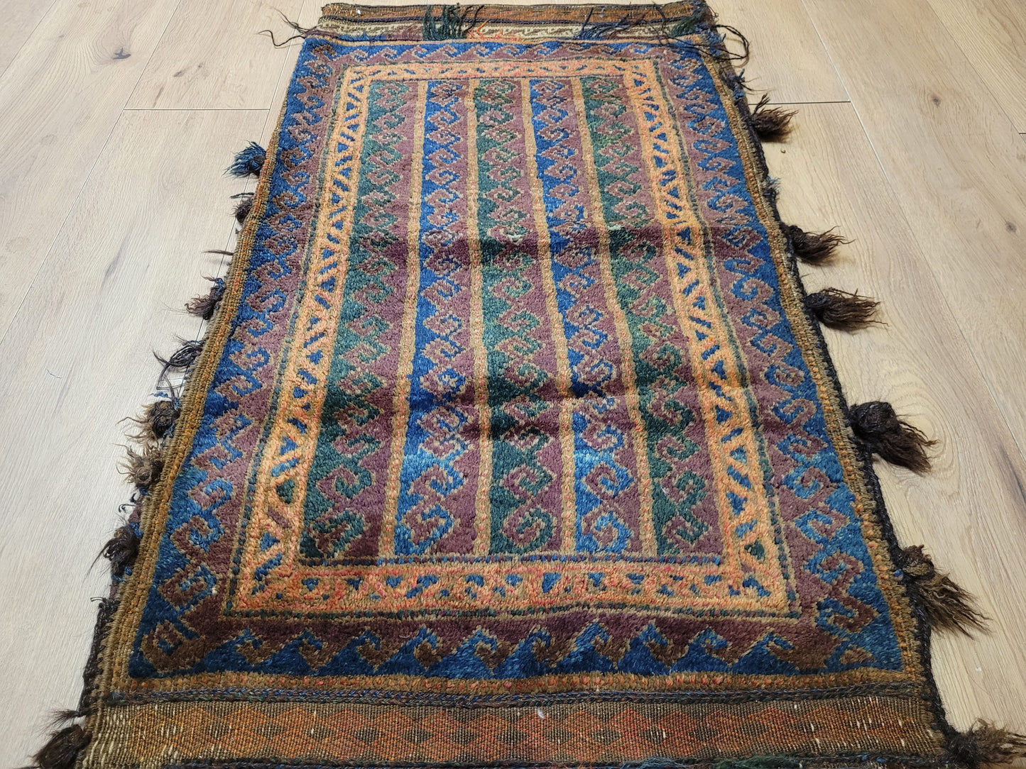 Orientteppich handgeknüpft 110×60 cm Beludj Streifendekor