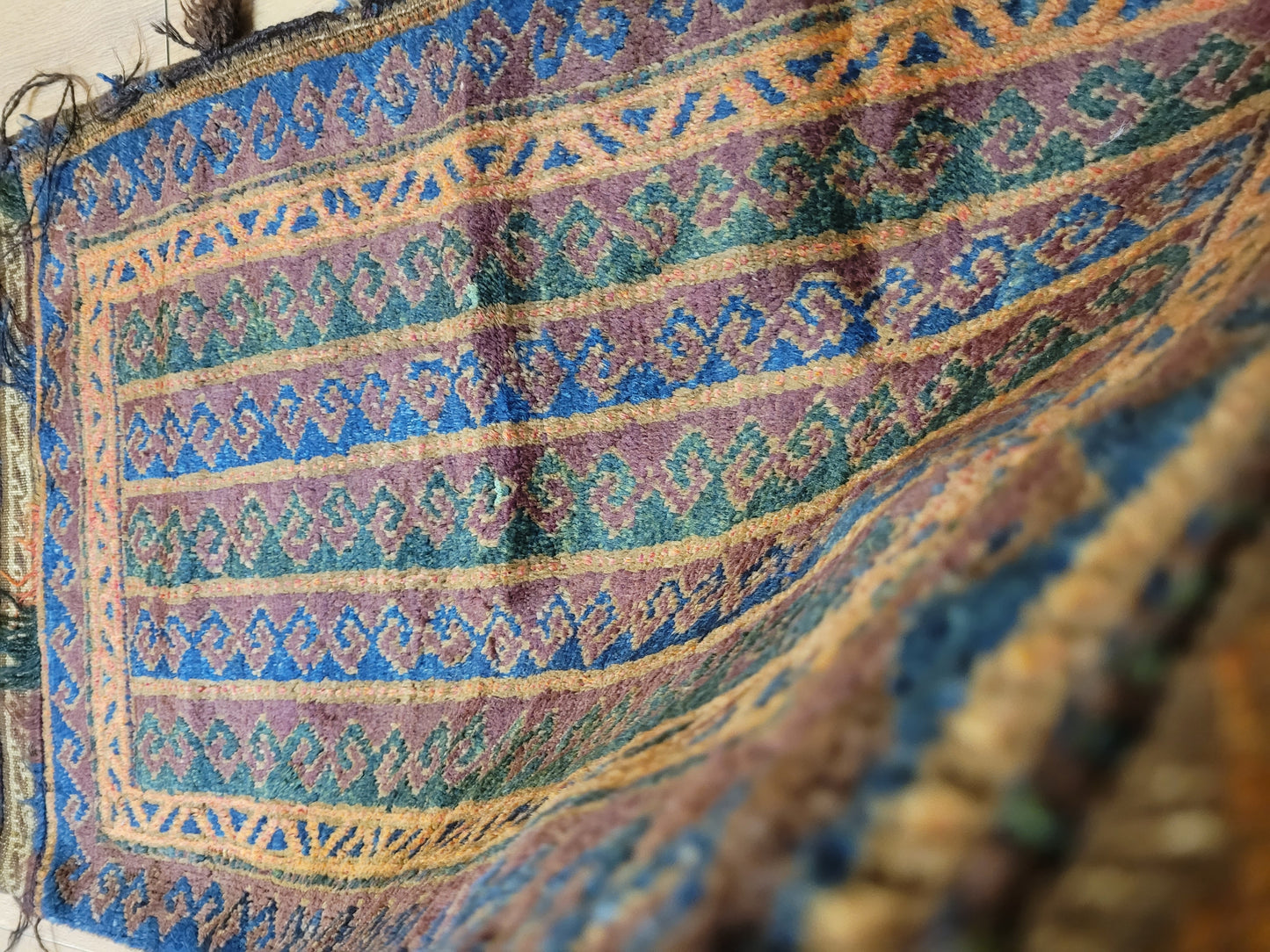 Orientteppich handgeknüpft 110×60 cm Beludj Streifendekor