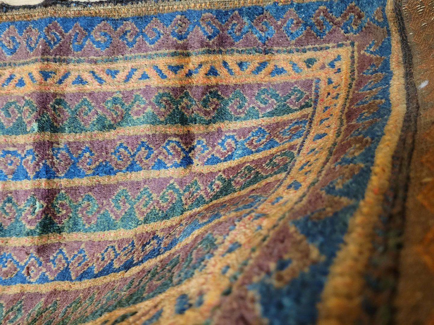 Orientteppich handgeknüpft 110×60 cm Beludj Streifendekor