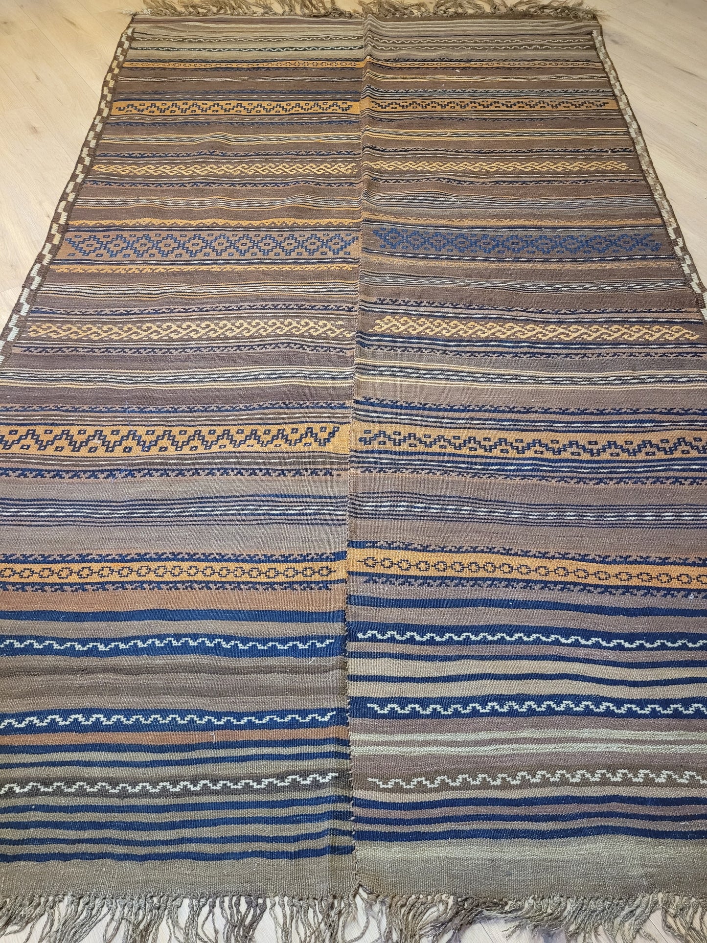 Orientteppich handgeknüpft Kelim 273×163 cm Gashgai Streifenmuster