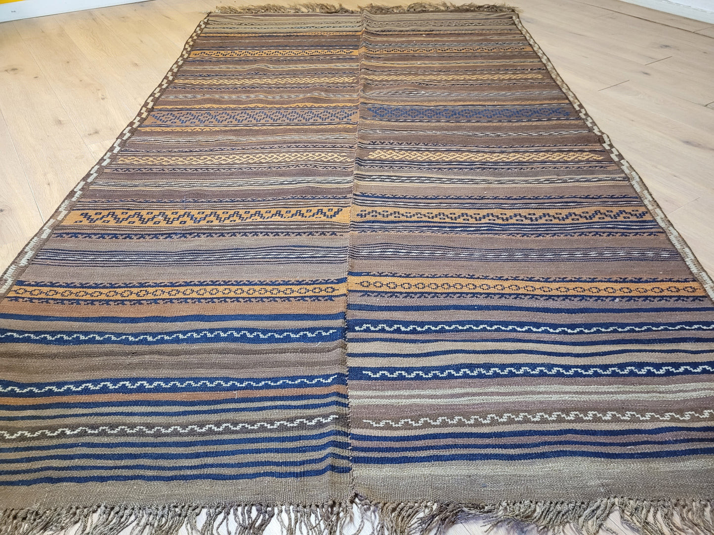 Orientteppich handgeknüpft Kelim 273×163 cm Gashgai Streifenmuster