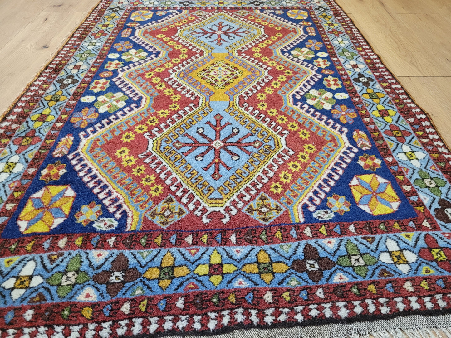 Orientteppich handgeknüpft Gashgai 160×114 cm