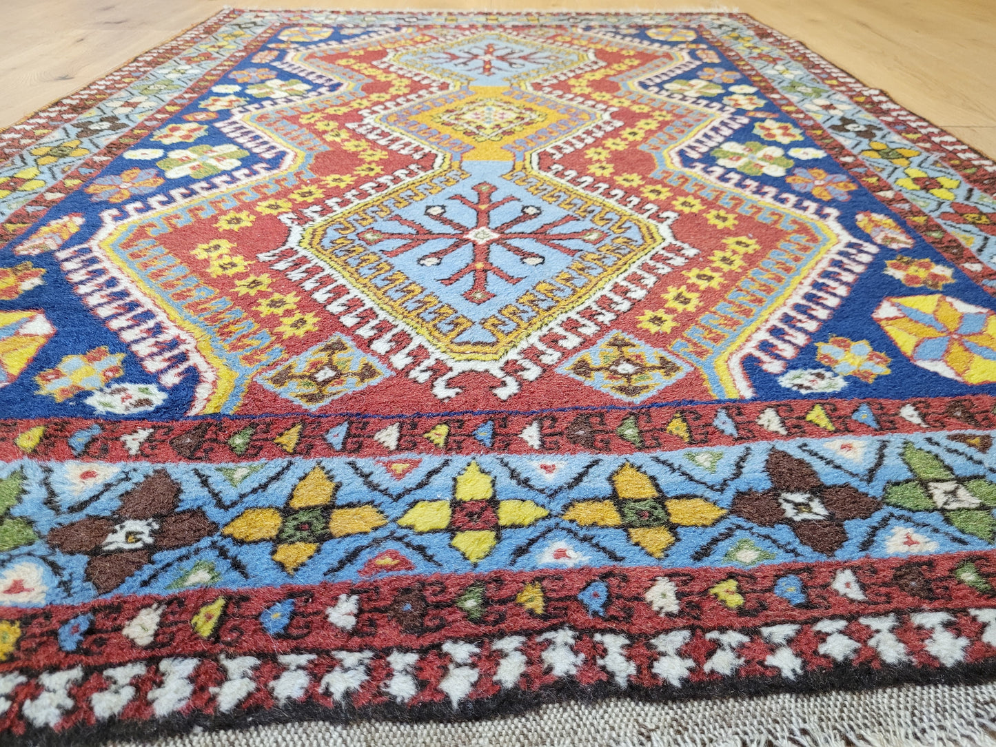 Orientteppich handgeknüpft Gashgai 160×114 cm