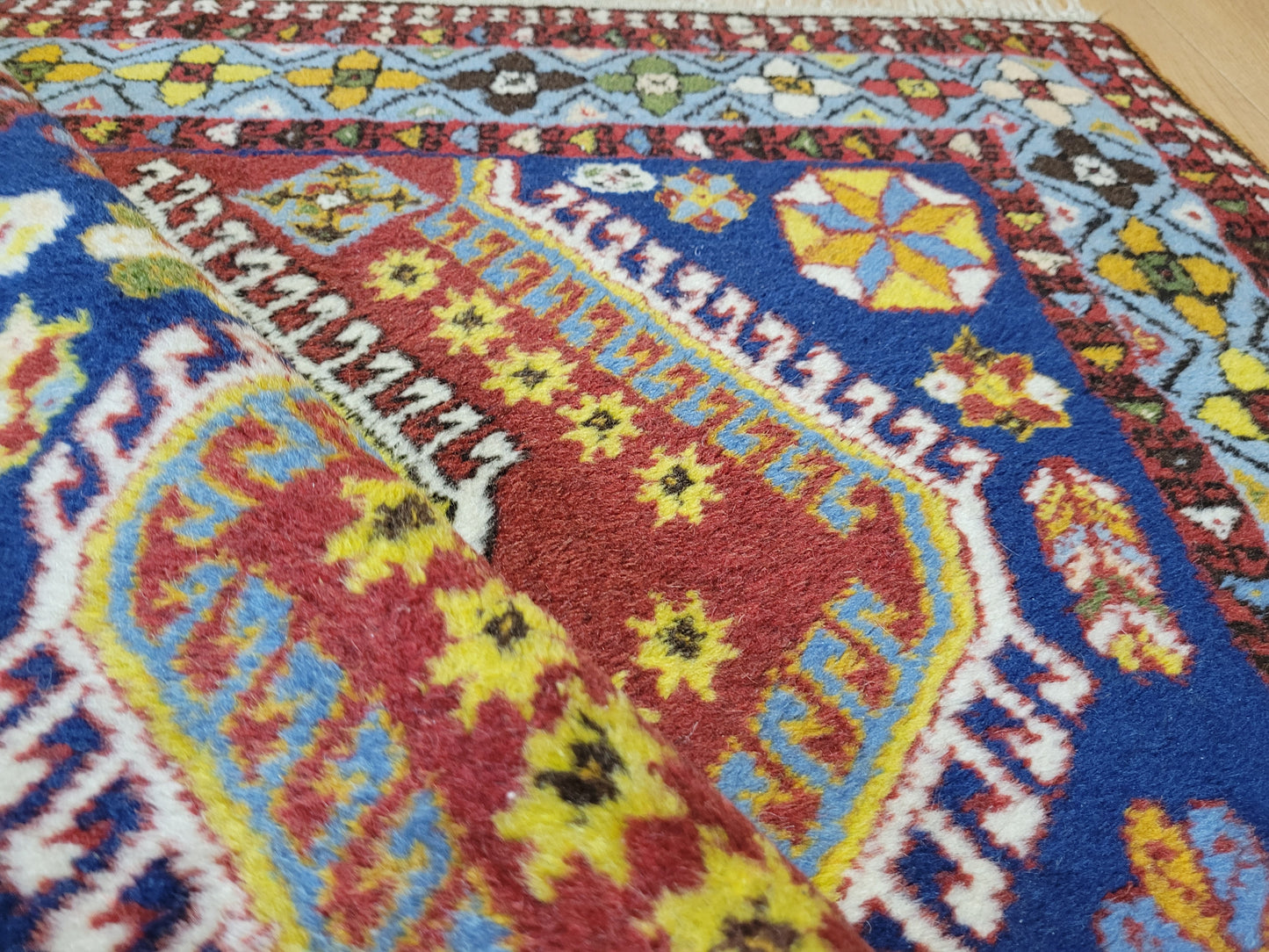 Orientteppich handgeknüpft Gashgai 160×114 cm