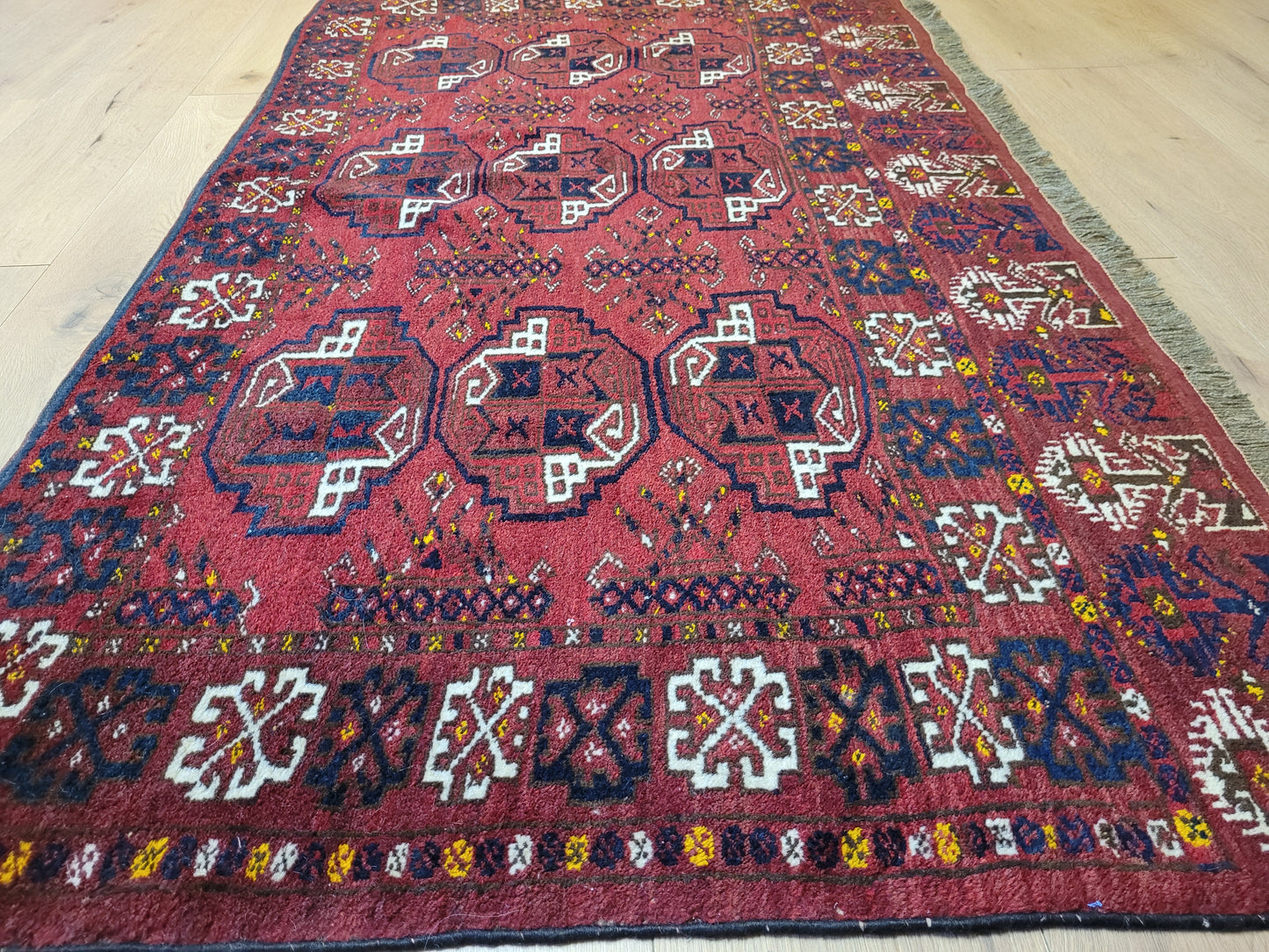 Orientteppich handgeknüpft Jomut 170×98 cm