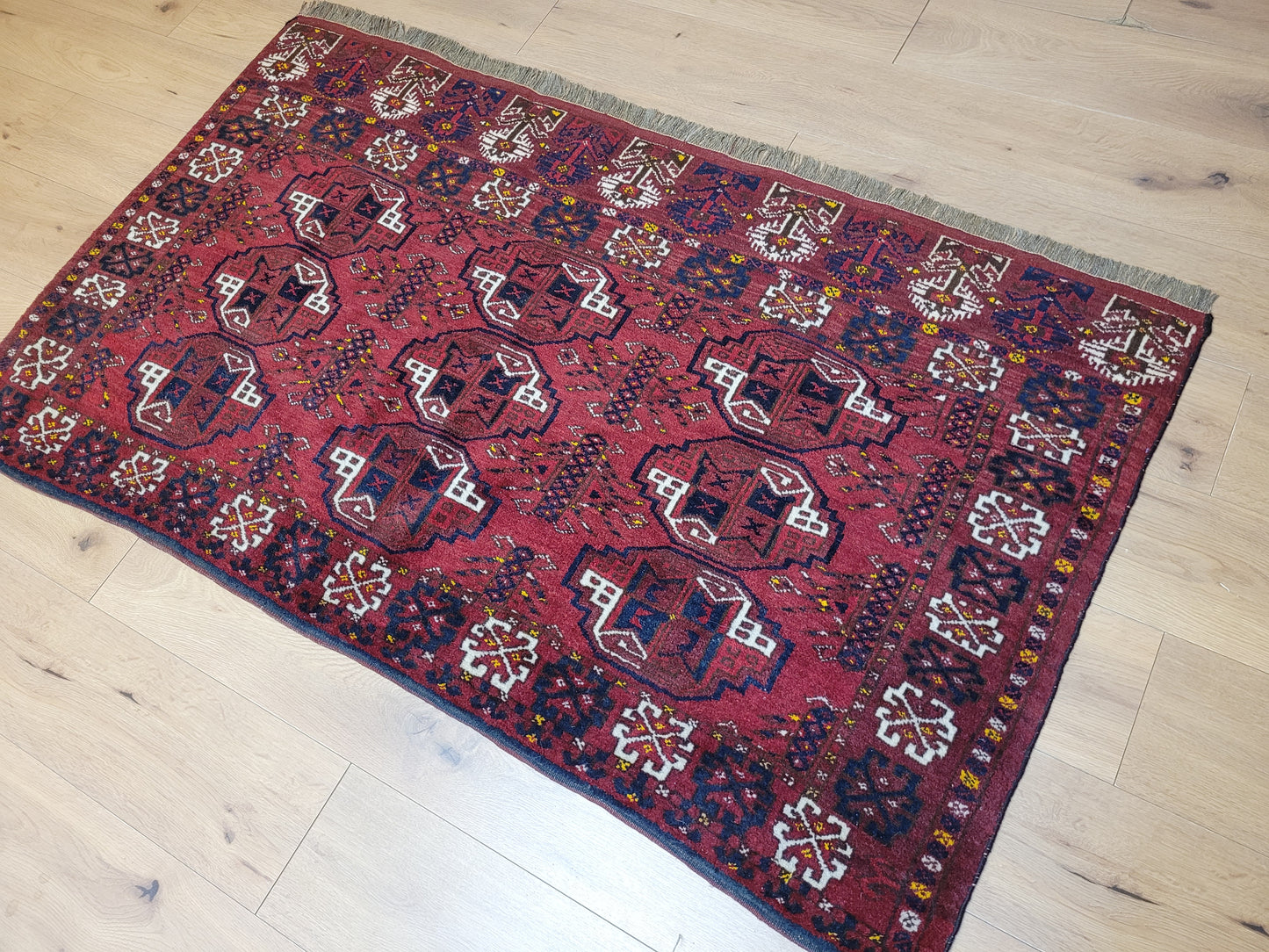 Orientteppich handgeknüpft Jomut 170×98 cm