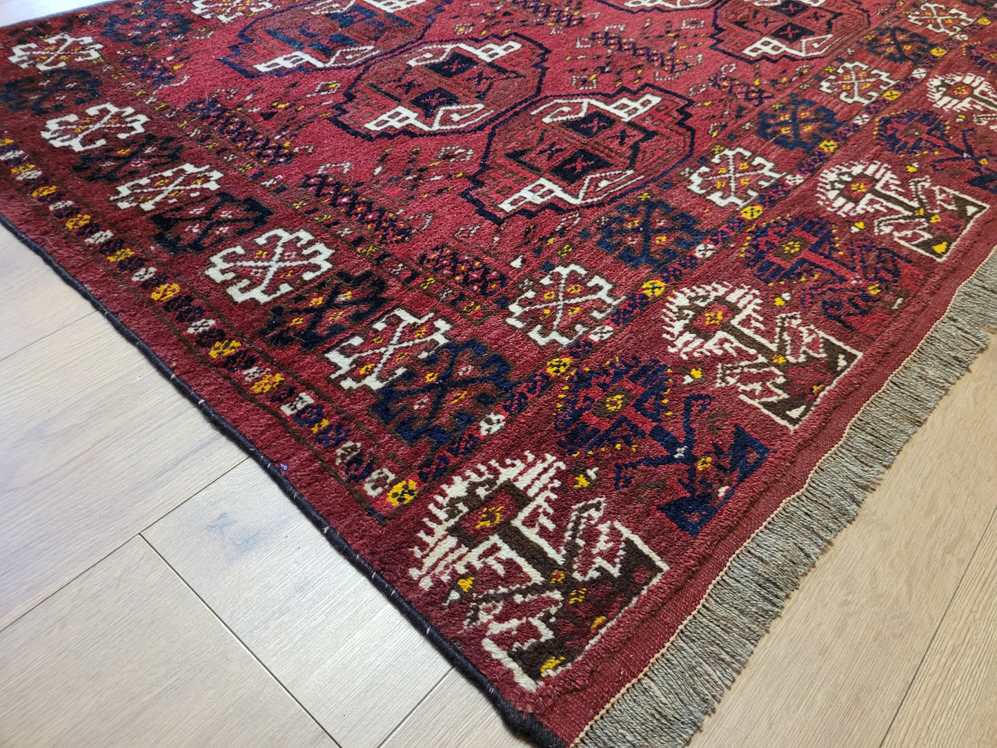 Orientteppich handgeknüpft Jomut 170×98 cm